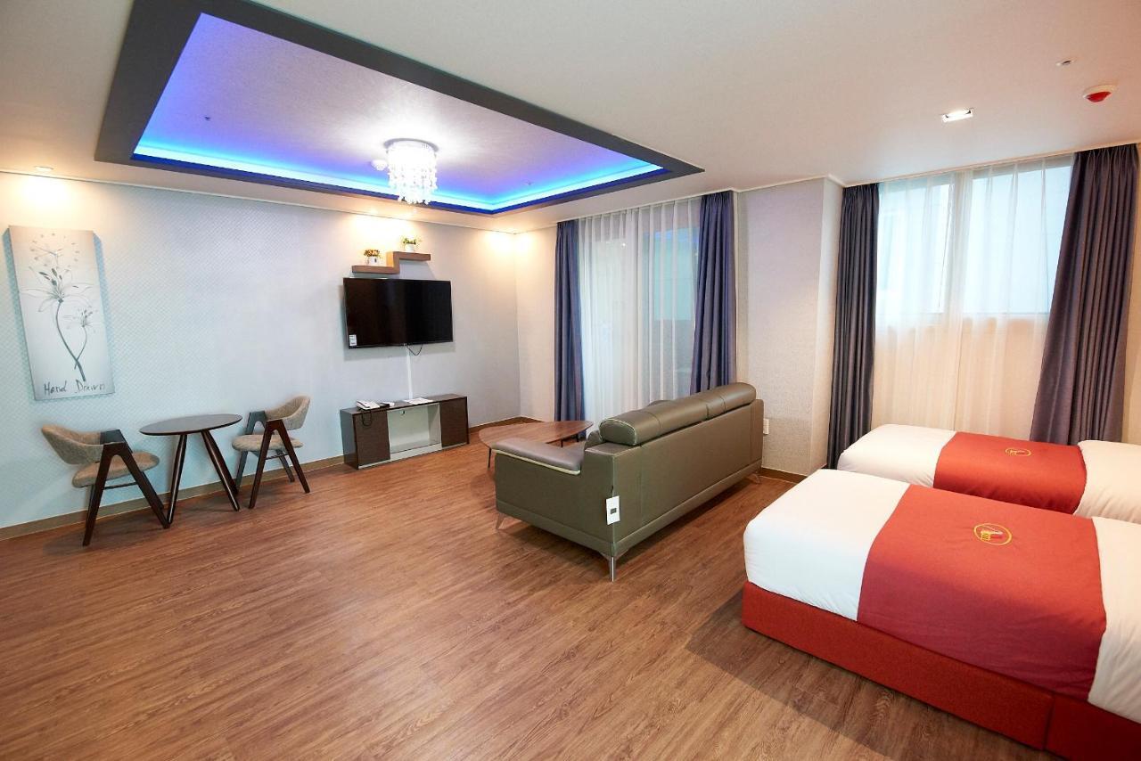 The Port Hotel Пусан Экстерьер фото